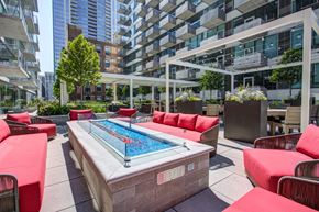 Chicago apartment for rent - Outdoor Firepit Lounge at One 333, Illinois, 60605