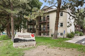 Lakewood apartment for rent - Maplewood Apartments is located at 855 South Van Gardens Court.