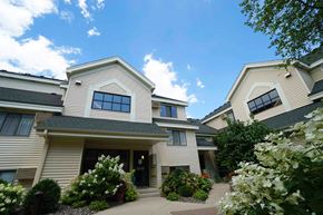 Edina townhouse for rent - 7602 York exterior, Edina, Minnesota
