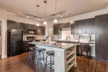 Black-on-black ge energy star appliances