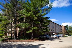 Cuyahoga Falls apartment for rent - the building where the hotel is located