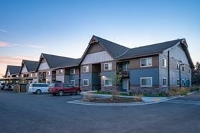 Donnelly apartment for rent - Northwest Passage and parking