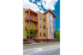 Nashville apartment for rent - the building where the hotel is located