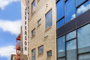 Nashville apartment for rent - the building in which the hotel is located