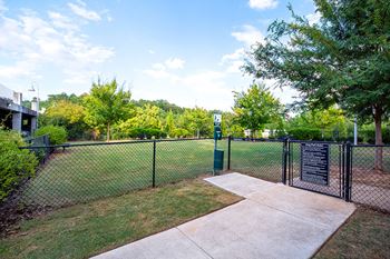 Parc at grandview pet park