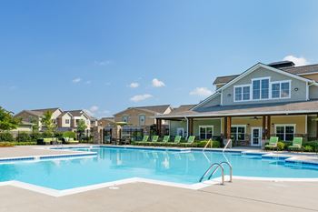 Glenbrook apartments resort-style pool with expansive lounge deck