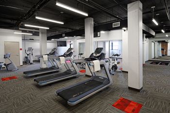 Quality hill towers - fully-equipped fitness center