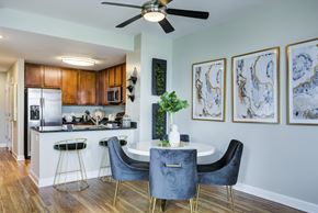 Alexandria apartment for rent - Model Dining Room