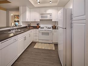 Bermuda Dunes apartment for rent - Upgraded Kitchen Counter Tops and Hardware at Mirabella Apartments, 40300 Washington Street, CA