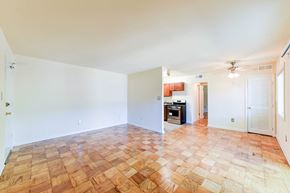 Washington apartment for rent - Alexander-Gardens-Living-Room