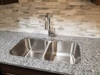 Goose neck faucets