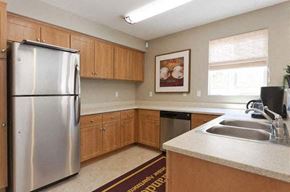 Rancho Palos Verdes apartment for rent - Kitchen l Mirandela Apartments in Rancho Palos Verdes
