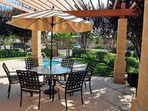 Pomona apartment for rent - Patio Seating  l Portofino Villas Apartments  in Pomona CA 