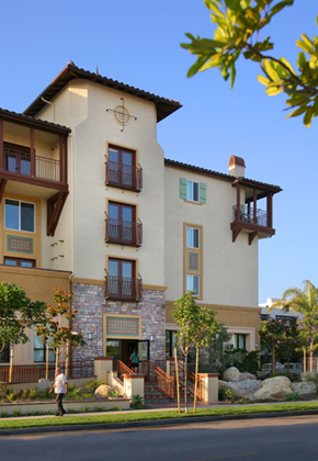 Westminster apartment for rent - Back view of building exterior l Royale Apartments in Westminster CA