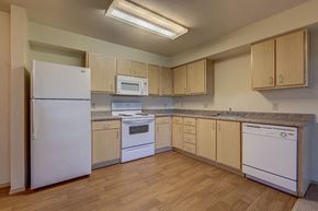 Spokane apartment for rent - Spacious Kitchens at VINTAGE AT SPOKANE, Washington, 99208