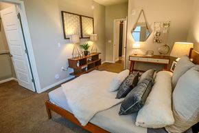 Phoenix apartment for rent - Bedroom, Office, Chair, Interior Design
