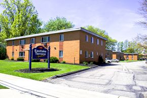 Eastlake apartment for rent - Maple Eastlake Apartments - Eastlake Terrace