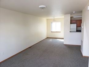 Sheridan apartment for rent - Image of room and window