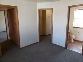 Sheridan apartment for rent - Image of doors to bathroom and bedroom