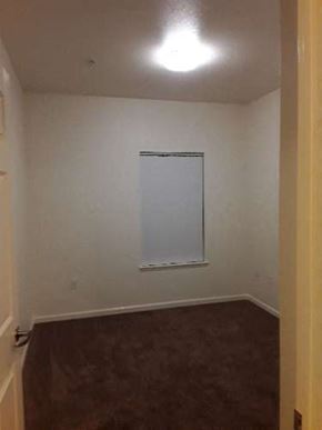Watsonville apartment for rent - Image of bedroom with carpet and window
