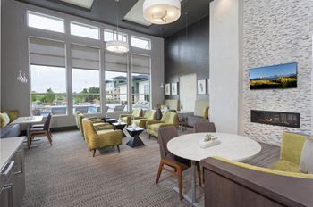 Clubhouse with dining