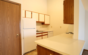 Zanesville apartment for rent - Image of a kitchen with cabinets and appliances