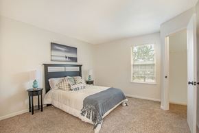 Grand Rapids townhouse for rent - clearpoint master bedroom