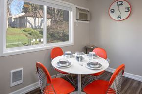 Portland apartment for rent - Dining Area at Garden Park, Portland, OR