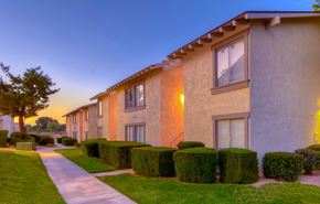 Victorville apartment for rent - Fairway Manor Apartment Homes