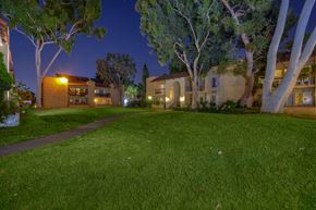 Fountain Valley apartment for rent - Grande Apartments - Landscape