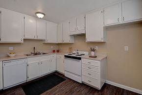 Santa Ana apartment for rent - Kitchen at LAKE DIANNE, Santa Ana, CA