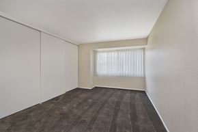 West Covina apartment for rent - Trendy Carpert at WOODSIDE VILLAGE, California, 91792