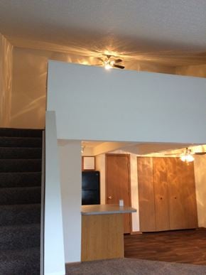 Newark apartment for rent - Image of living room and loft space