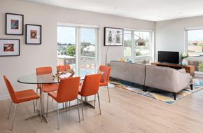 Philadelphia apartment for rent - 2131 South spacious living area with additional space for a dining room table