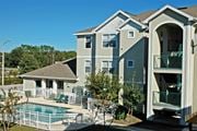 Orlando apartment for rent - Pool And Exterior at Oak Glen Apartments, Orlando, 32808