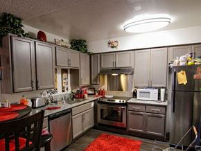 Sacramento apartment for rent - Kitchen at ETHAN TERRACE, California, 95825