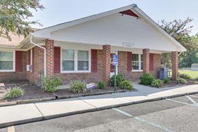 Chesapeake apartment for rent - A small building with a white roof and a sign that says "Office" on it.