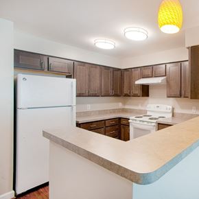 Lusby apartment for rent - Kitchen with plenty of counter top space