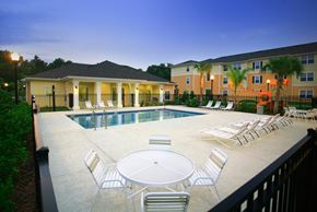 Bartow apartment for rent - Pool with sundeck at Summerlin Oaks Apartments
