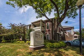 Charlotte apartment for rent - the building where the bed  breakfast is located