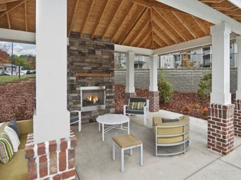 Outdoor lounge