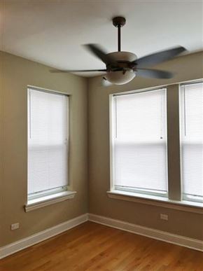 Chicago apartment for rent - Bright Airy Living Space