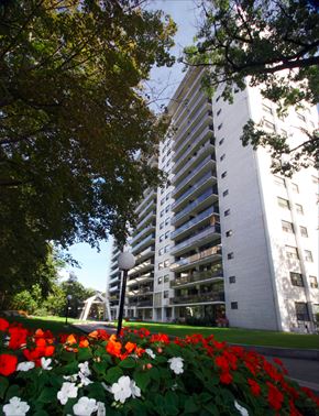 Toronto apartment for rent - 22 Oakmount Road