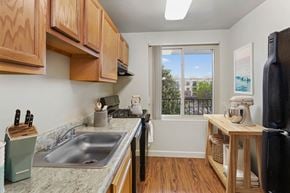 Laurel apartment for rent - Middletowne kitchen southern management