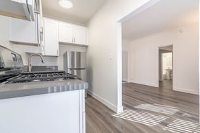 Los Angeles apartment for rent - Kitchen with new appliances