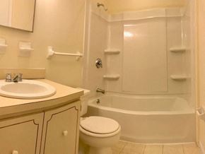 Guilford apartment for rent - a bathroom with a sink toilet and a bath tub