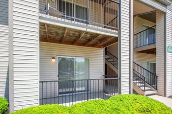 Covered patio/balcony