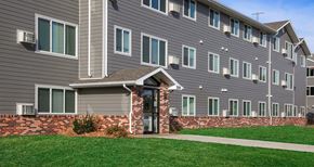 Sioux Falls apartment for rent - outside of a building