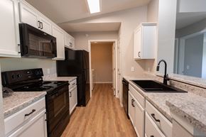 Sioux Falls apartment for rent - kitchen with black appliances