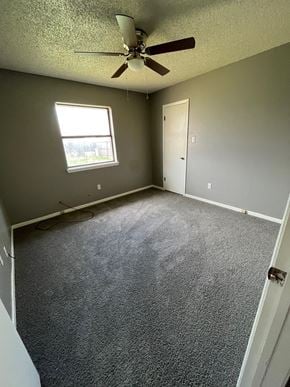 Abilene house for rent - an empty room with a ceiling fan and a window